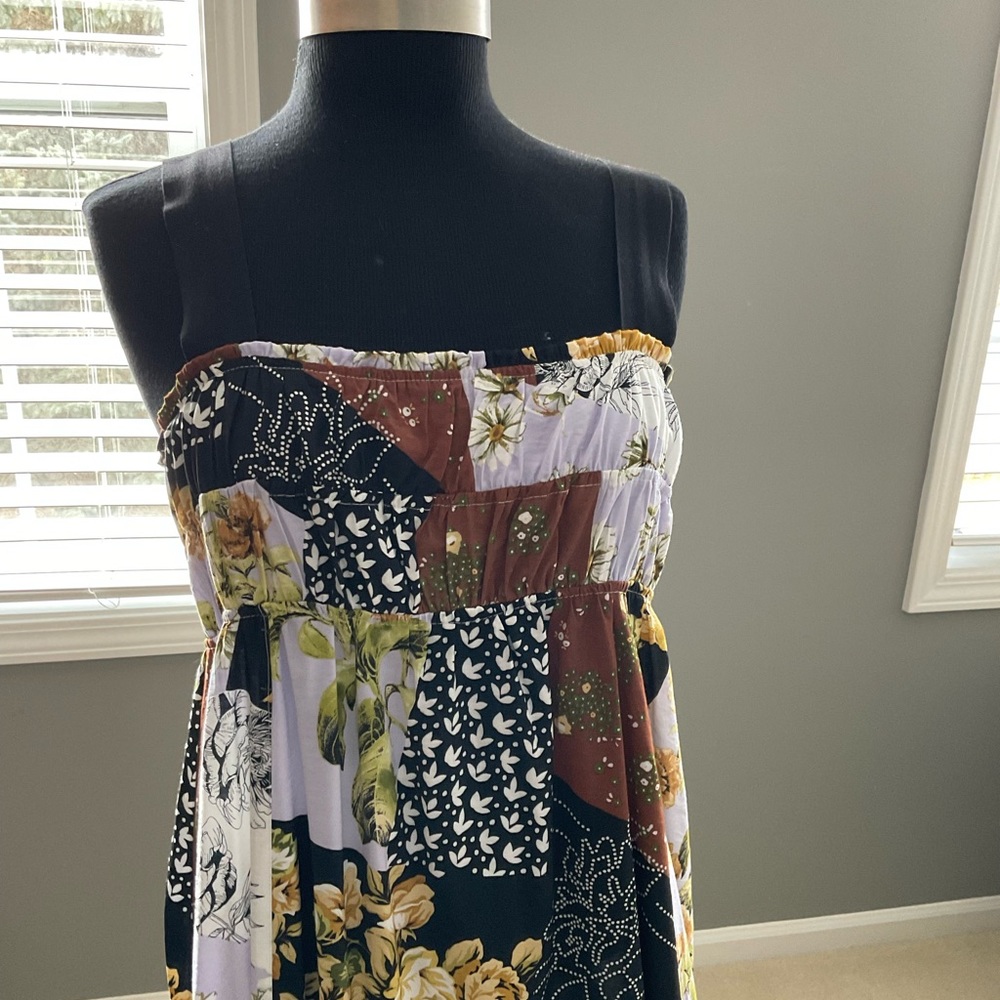 Maeve Patchwork Floral Maxi Dress in Black, White, Yellow and Brown - Picture 5 of 7